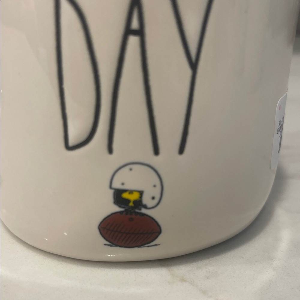 Rae Dunn Peanuts “Game Day” 🏈 Football ~ Super Bowl Mug. 🏈 - Picture 3 of 7